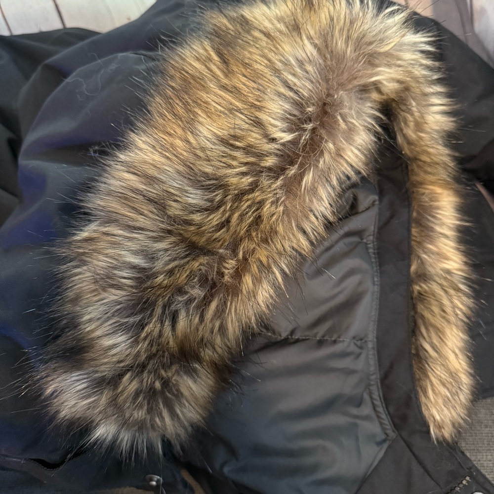 Eddie Bauer Down Winter Jacket With Detachable Fu… - image 7